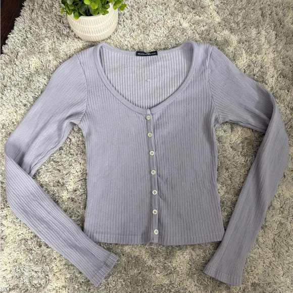 Brandy Melville Sweaters - Brandy Melville Sweater